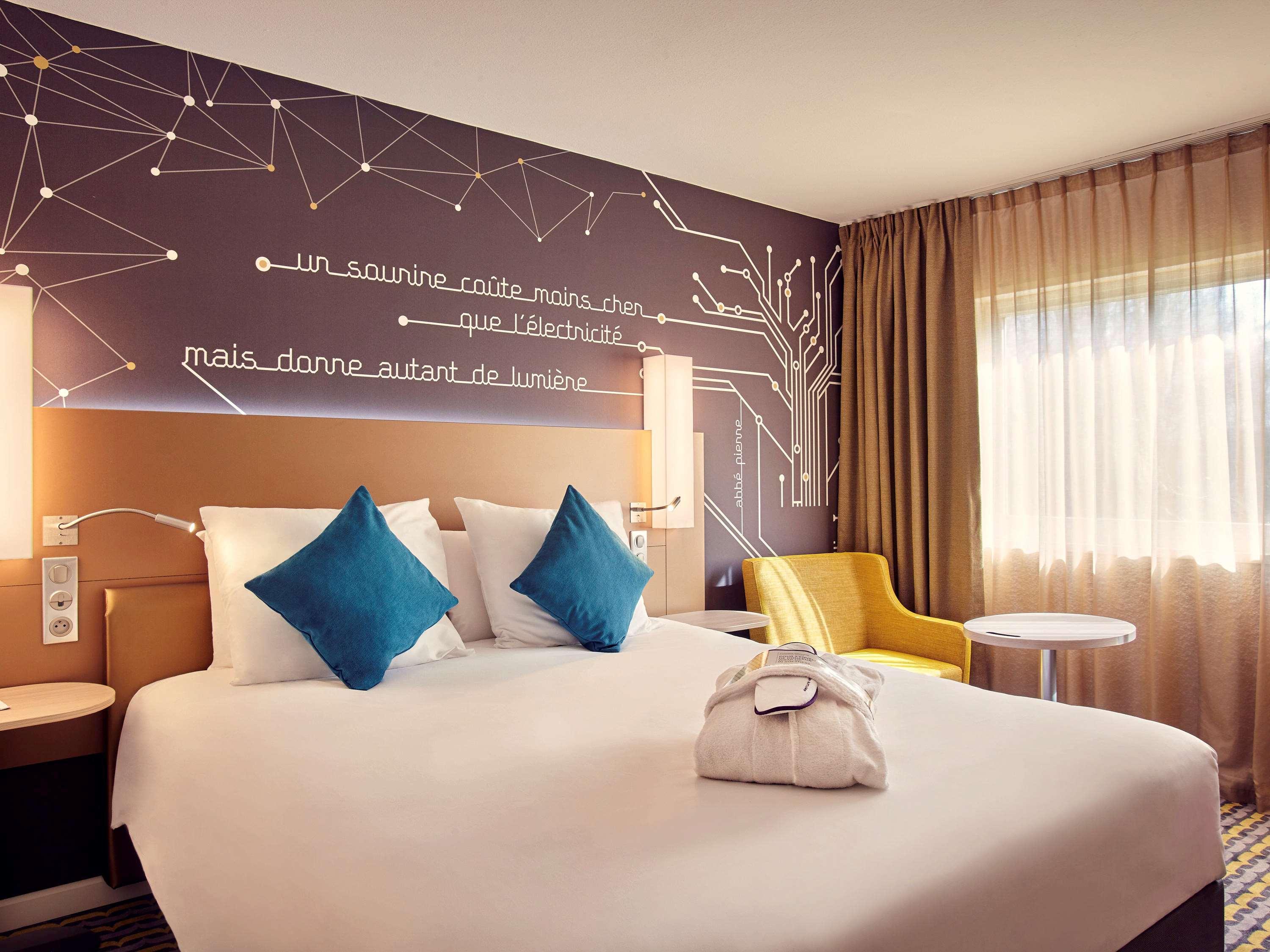 Mercure Paris Sud Les Ulis-Courtaboeuf Екстериор снимка
