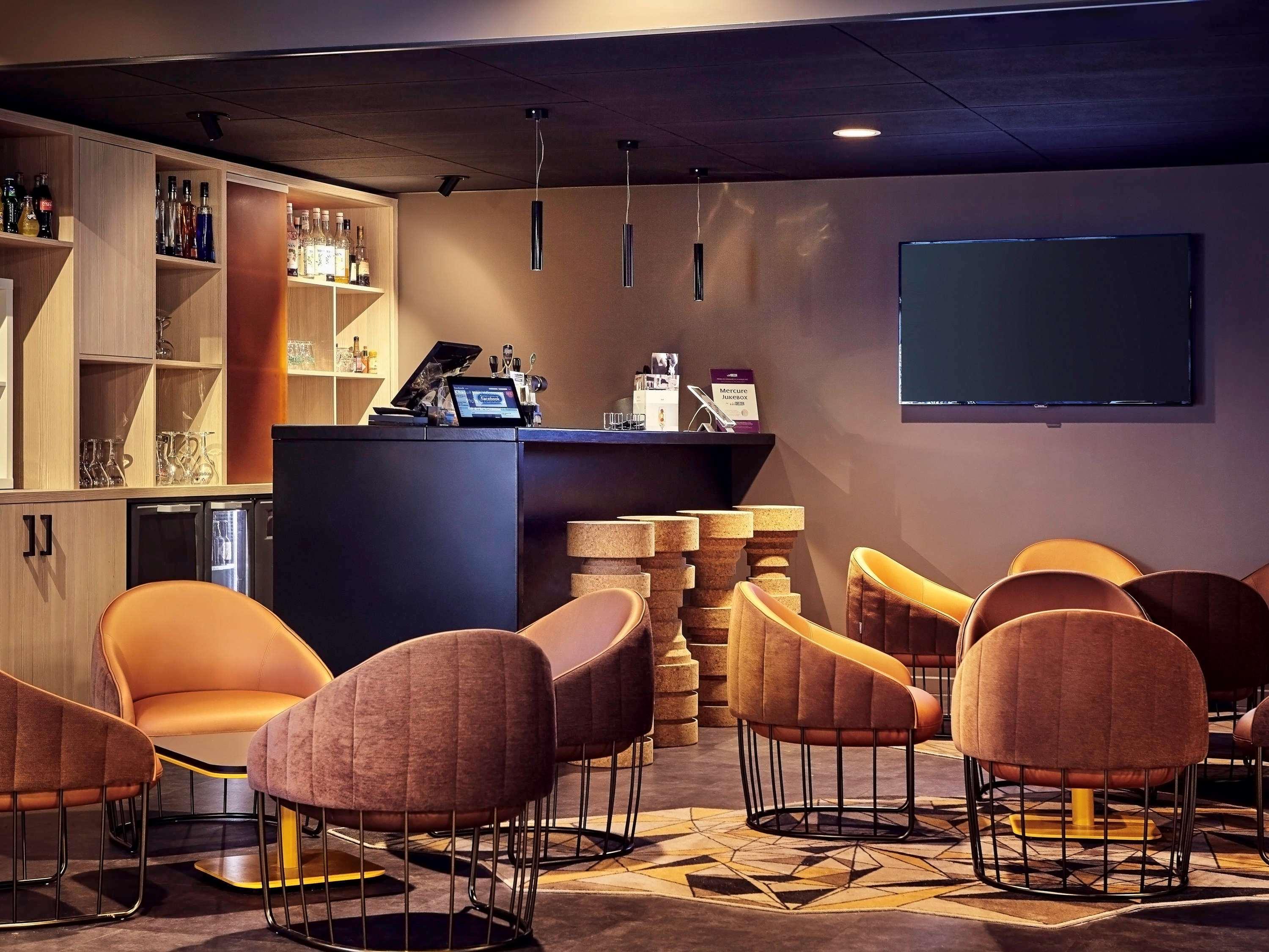 Mercure Paris Sud Les Ulis-Courtaboeuf Екстериор снимка