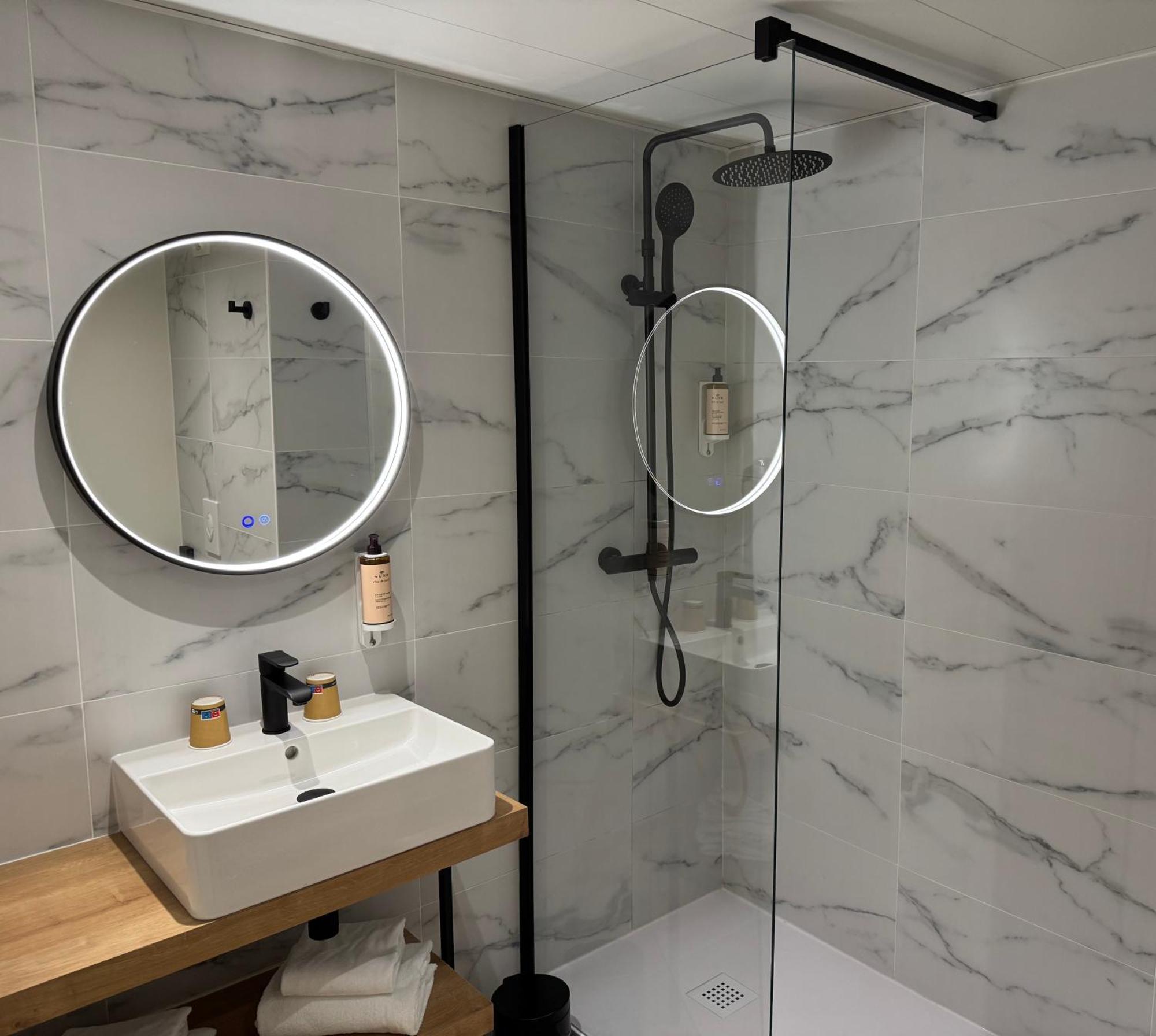 Mercure Paris Sud Les Ulis-Courtaboeuf Екстериор снимка