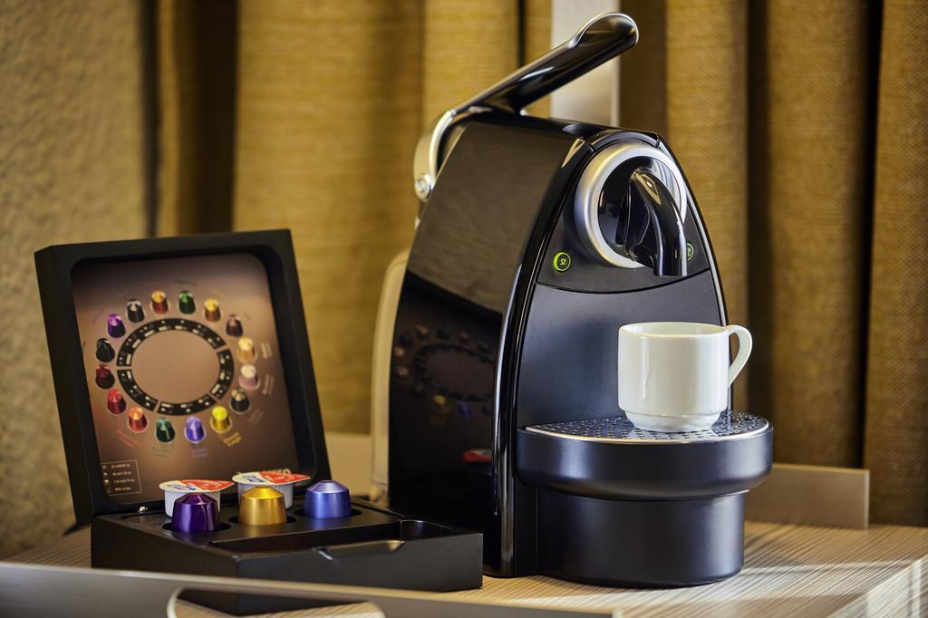 Mercure Paris Sud Les Ulis-Courtaboeuf Екстериор снимка